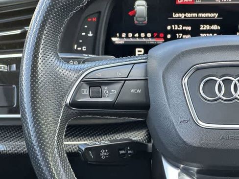 Used 2021 Audi SQ7 Prestige image 9