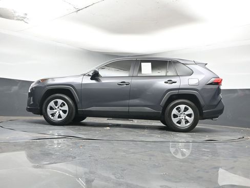 Used 2022 Toyota RAV4 LE image 24