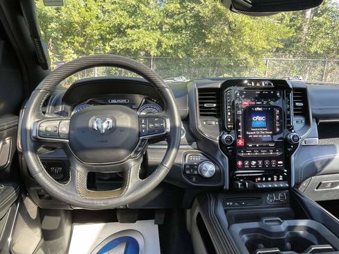 Used 2019 RAM 1500 Limited AWD/4WD image 12