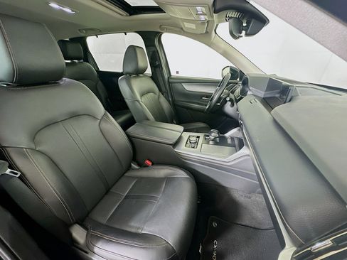 Used 2025 MAZDA CX-90 3.3 Turbo w/ Preferred Package image 33