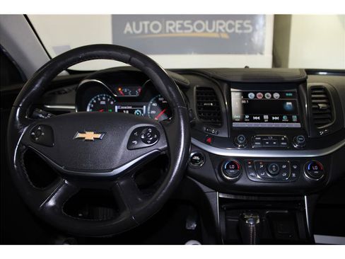 Used 2019 Chevrolet Impala LT image 35