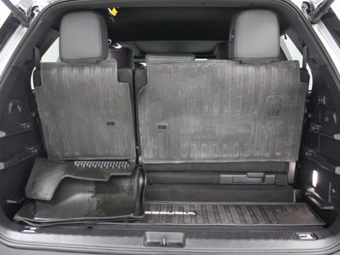 Used 2025 Toyota Sequoia Limited w/ Tow Technology Package image 30