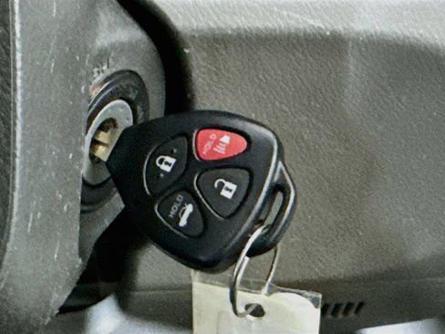 Used 2011 Toyota Camry LE w/ Fleet Convenience Pkg FWD image 17