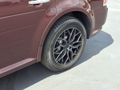 Used 2012 Ford Flex Limited AWD/4WD image 29