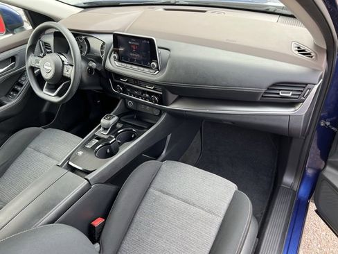 Certified 2023 Nissan Rogue SV image 19