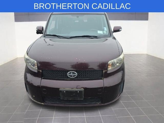 Used 2010 Scion xB FWD image 2