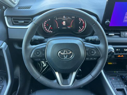 Used 2023 Toyota RAV4 XLE Premium AWD/4WD image 14