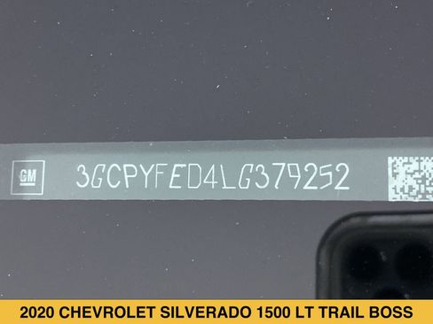 Certified 2020 Chevrolet Silverado 1500 LT Trail Boss w/ LPO, Dark Essentials Package AWD/4WD image 15