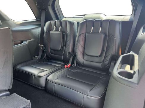 Used 2019 Ford Explorer Platinum AWD/4WD image 20