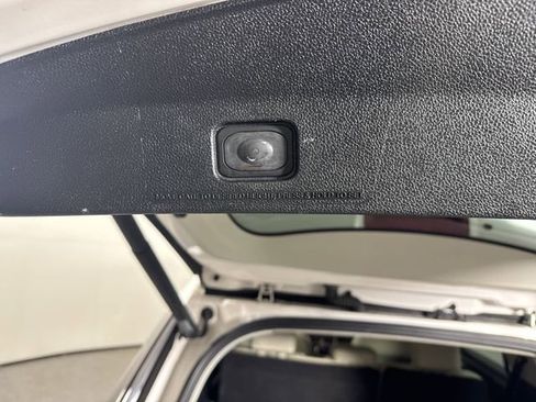 Used 2017 Ford Explorer Platinum image 34