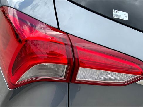 Used 2020 Buick Envision Essence w/ Experience Buick Package FWD image 29