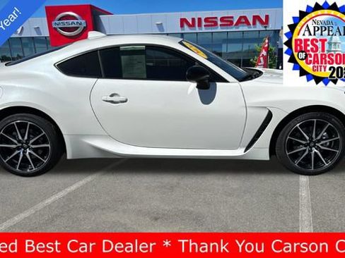Used 2024 Toyota GR86 RWD image 2
