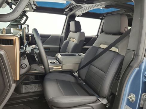 Used 2024 GMC Hummer EV 3X w/ Omega Edition image 10