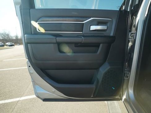 Used 2022 RAM 2500 Big Horn image 15