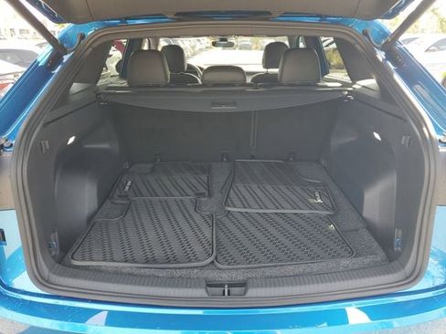 Certified 2024 Volkswagen Atlas Cross Sport SEL AWD/4WD image 8