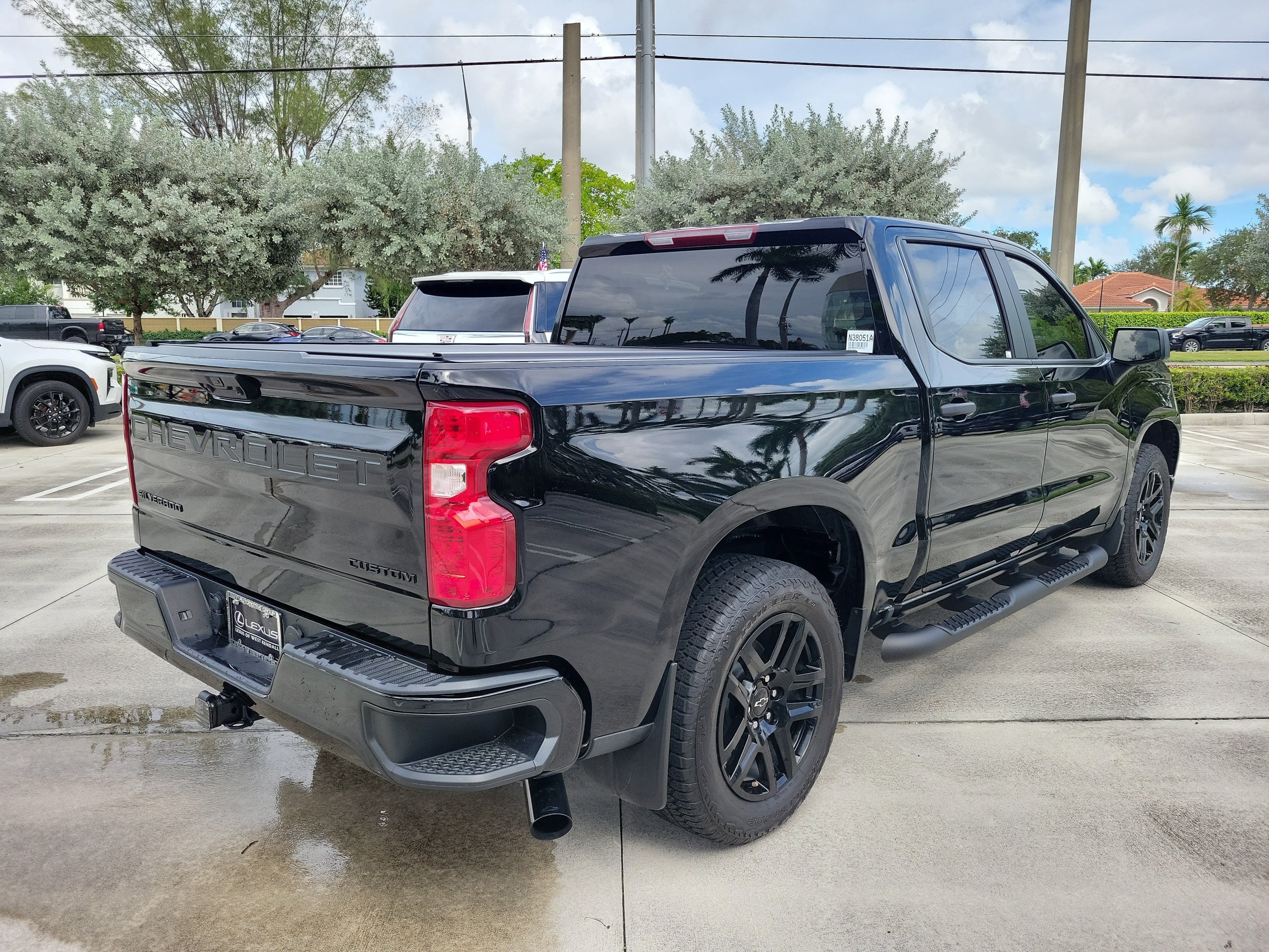 Used 2025 Chevrolet Silverado 1500 Custom w/ Turbomax Blackout Package RWD image 7
