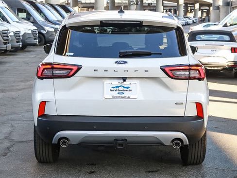 New 2025 Ford Escape SE w/ Class II Trailer Tow Package image 7