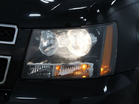 Used 2014 Chevrolet Tahoe LT image 13