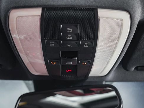 Used 2013 Mercedes-Benz C 63 AMG Sedan image 46