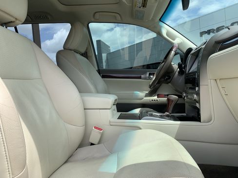 Used 2015 Lexus GX 460 w/ Premium Package AWD/4WD image 35