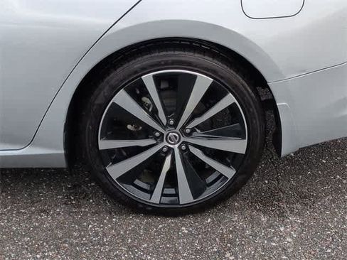 Used 2022 Nissan Altima 2.5 SR image 14