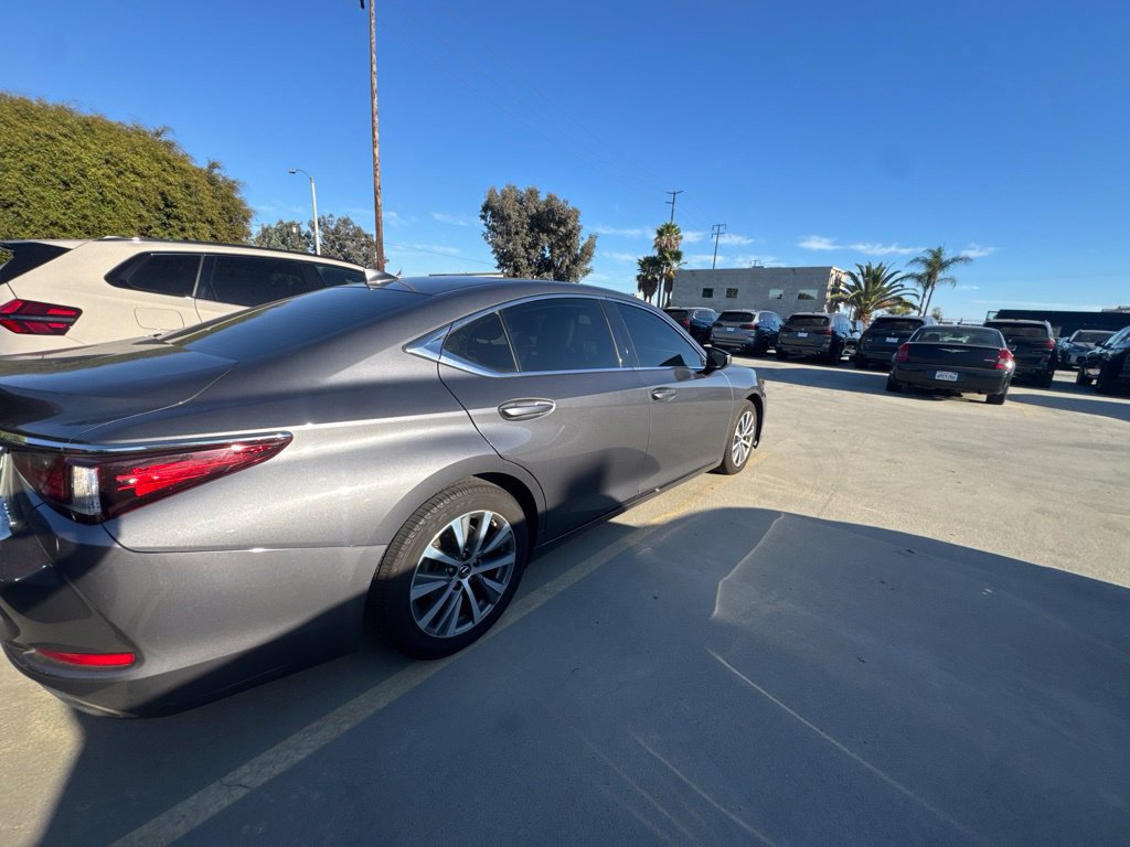 Used 2021 Lexus ES 350 FWD image 16