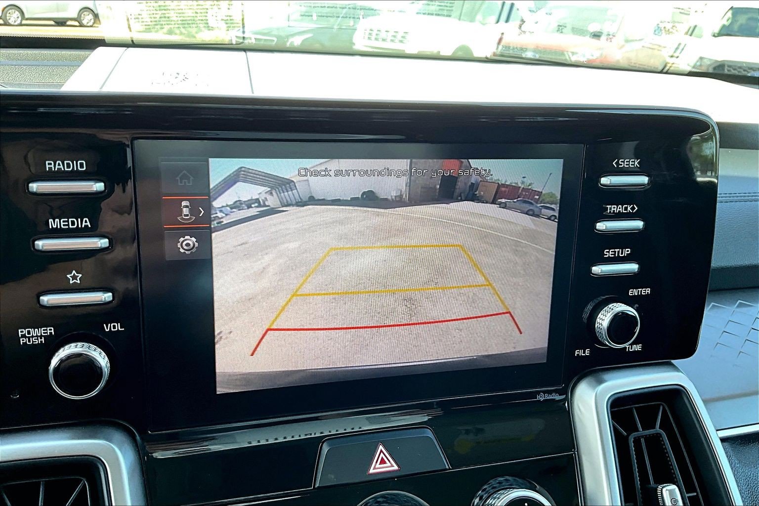 Used 2022 Kia Sorento LX FWD image 22