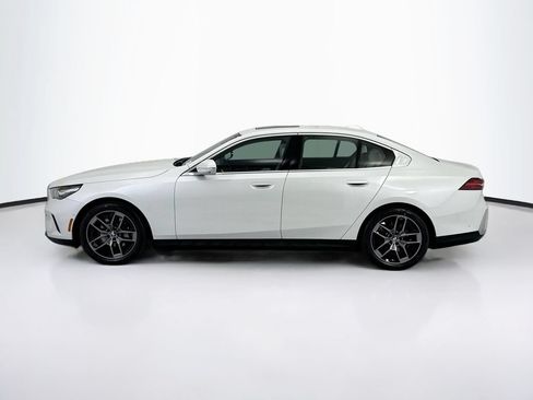 Used 2026 BMW i5 eDrive40 RWD image 8
