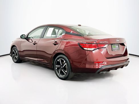 Used 2024 Nissan Sentra SV FWD image 5
