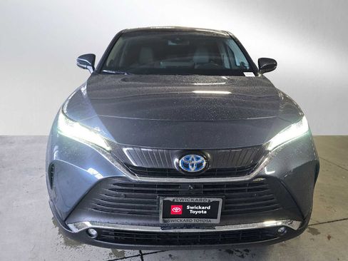 Used 2024 Toyota Venza Limited image 8