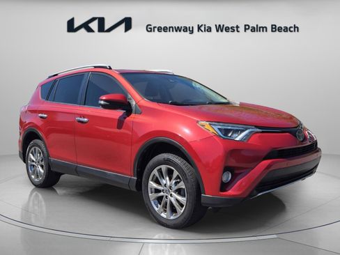 Used 2016 Toyota RAV4 Limited image 1