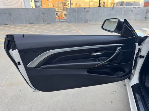 Used 2018 BMW 430i xDrive Convertible image 9