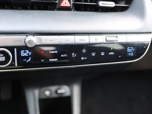 Certified 2024 Hyundai Ioniq 5 SEL AWD/4WD image 25