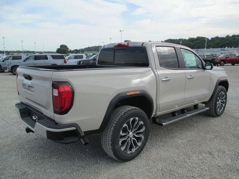 New 2026 GMC Canyon Denali AWD/4WD image 4
