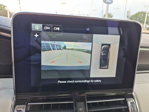 Used 2019 Lincoln Navigator L Reserve AWD/4WD image 24