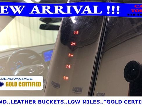 Certified 2022 Ford Explorer XLT w/ Equipment Group 202A image 28