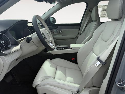 New 2026 Volvo XC90 B6 Ultra image 9