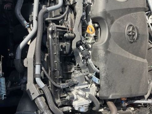 Used 2025 Toyota RAV4 Limited image 27