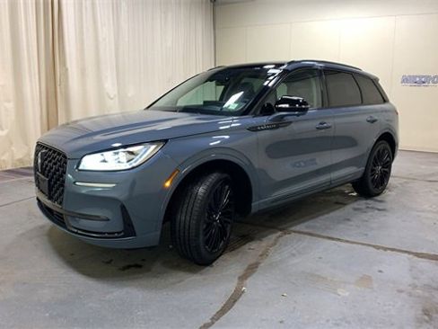 Used 2025 Lincoln Corsair Reserve w/ Equipment Group 202A image 47