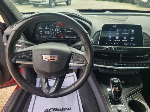Used 2021 Cadillac CT4 V w/ Technology Package RWD image 17