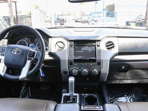 Used 2014 Toyota Tundra SR5 w/ TRD Off Road Package AWD/4WD image 20