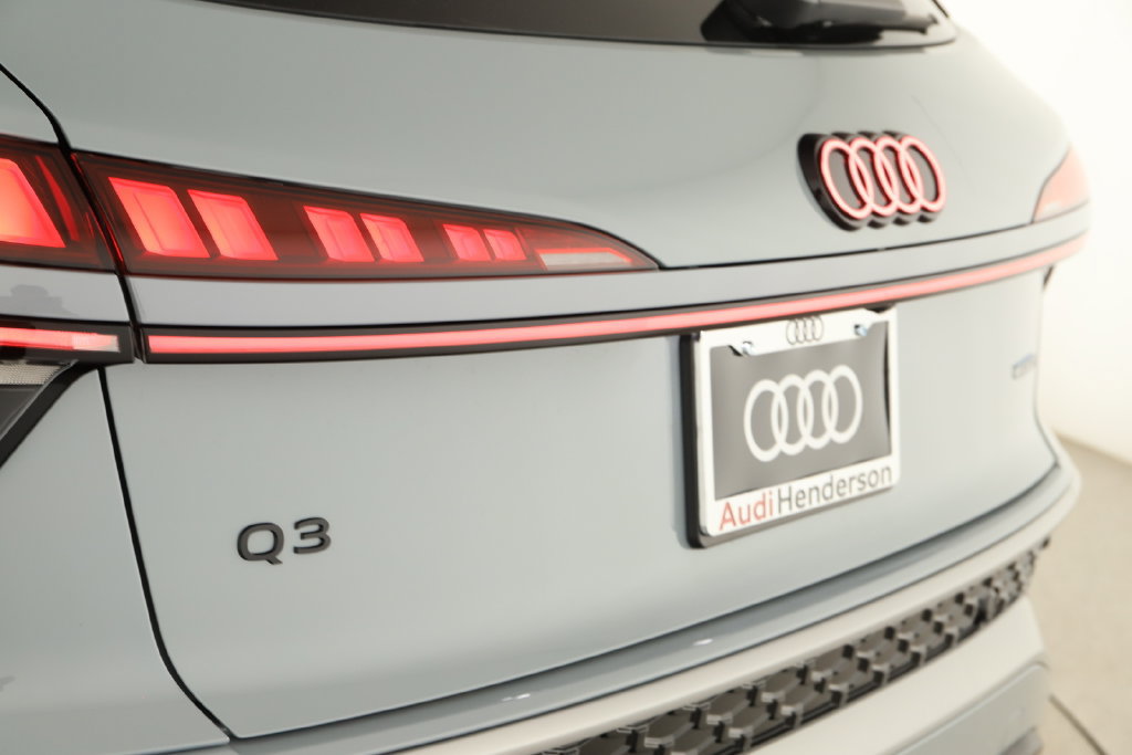 New 2026 Audi Q3 quattro 2.0T AWD/4WD image 30
