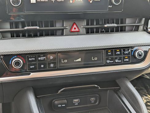 Certified 2023 Kia Sportage LX AWD/4WD image 29