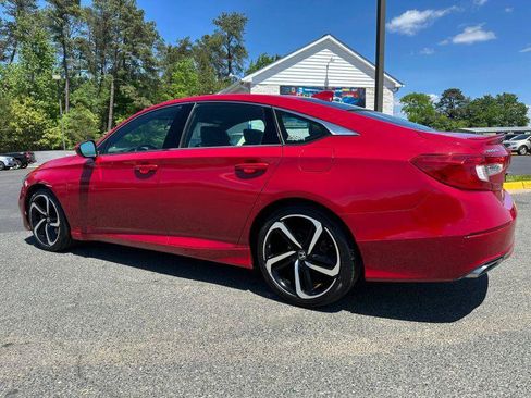 Used 2018 Honda Accord Sport image 5