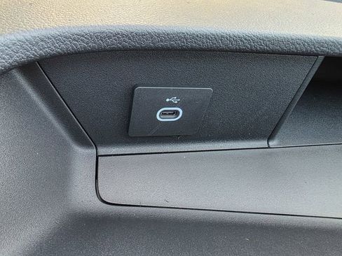 New 2026 Ford Transit 250 148 Medium Roof image 20