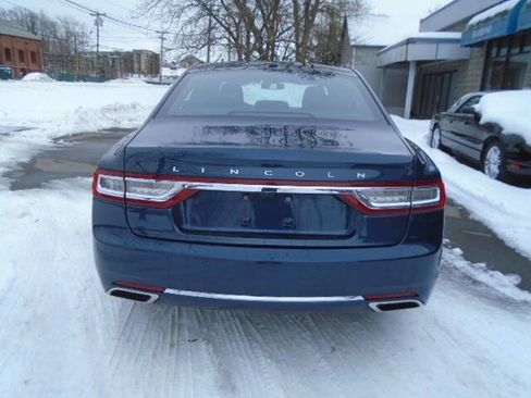 Used 2017 Lincoln Continental Reserve w/ Luxury Package image 5