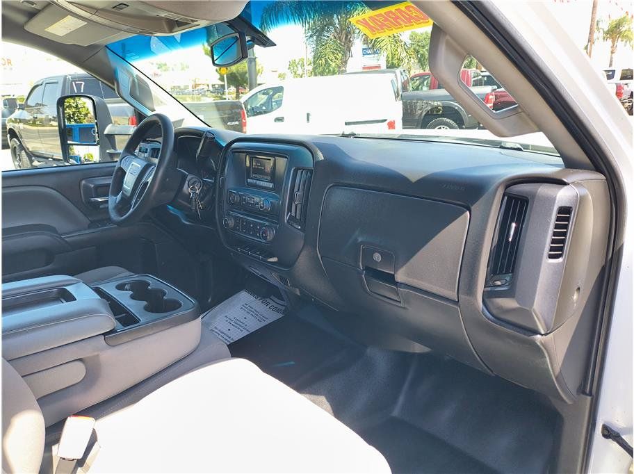 Used 2015 GMC Sierra 2500 2WD Double Cab w/ Sierra Convenience Package image 13