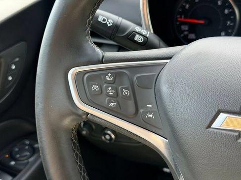 Used 2023 Chevrolet Equinox LT FWD image 11