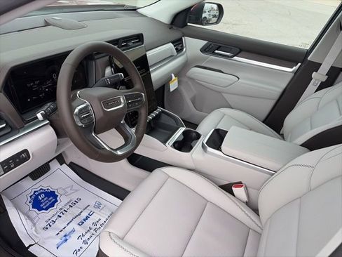 New 2026 GMC Terrain Denali w/ LPO, Floor Liner Package image 16