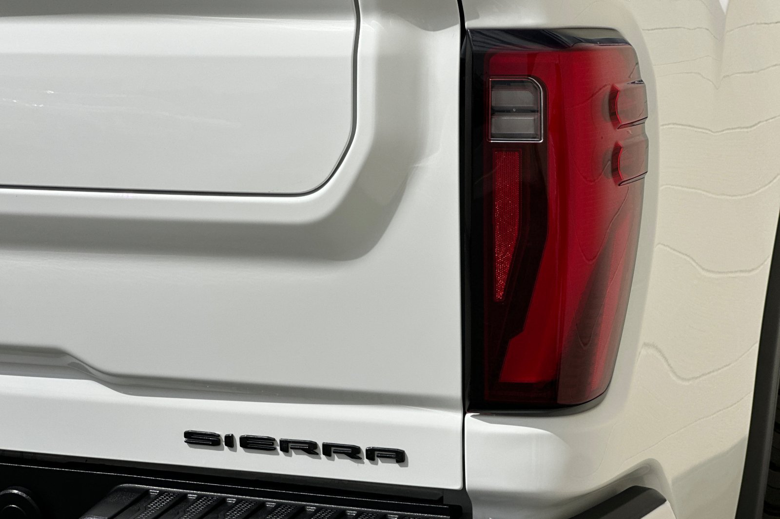 Used 2024 GMC Sierra 2500 Denali w/ Denali Reserve Package AWD/4WD image 38